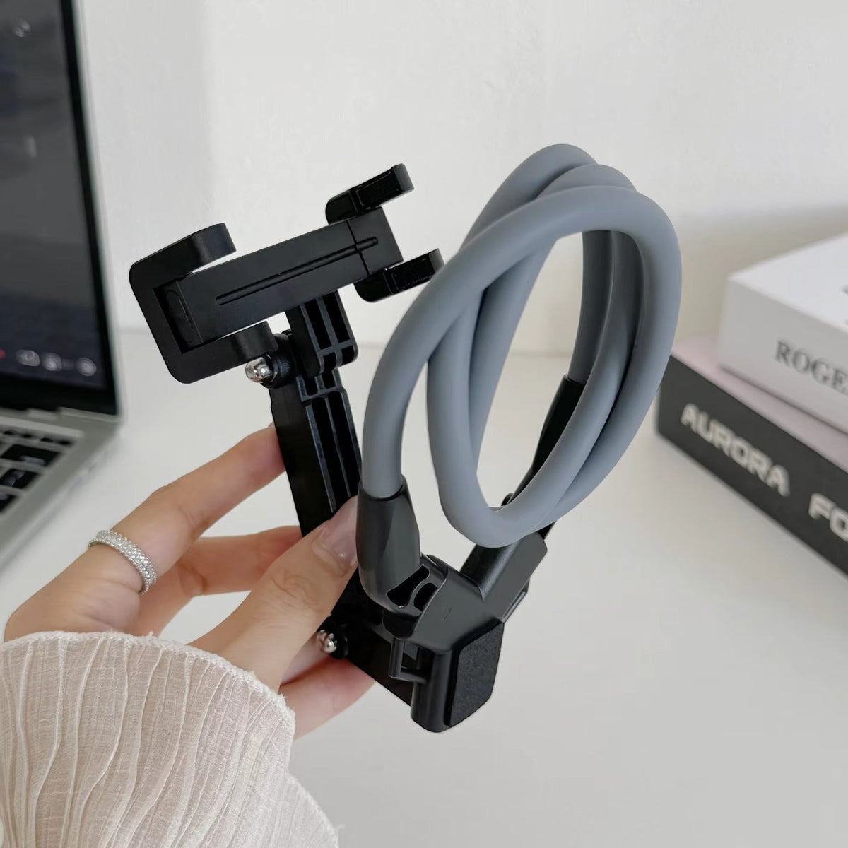 Flexible Neck Phone Holder – Hands-Free Mobile Mount